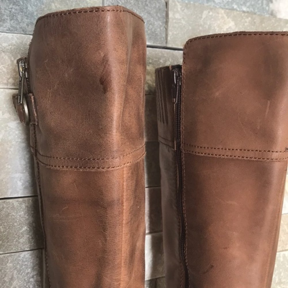 Born Fannar Leather Knee High Boot Wide Calf - Picture 9 of 13